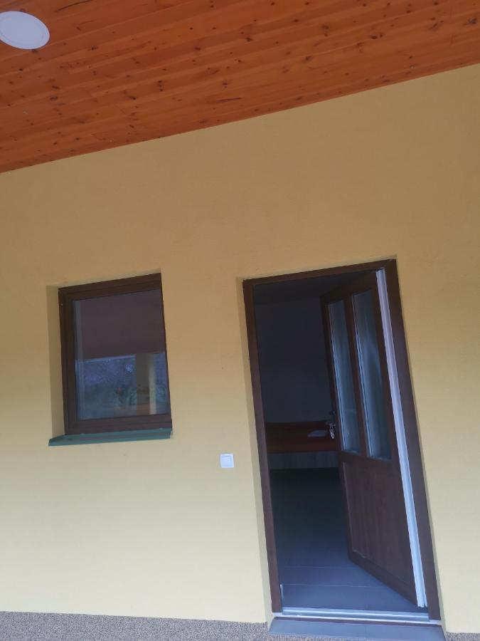 Podlovics Tanya Panzio Apartment Kemecse Exterior photo