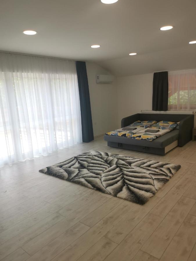 Podlovics Tanya Panzio Apartment Kemecse Exterior photo