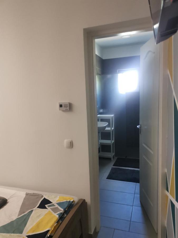 Podlovics Tanya Panzio Apartment Kemecse Exterior photo